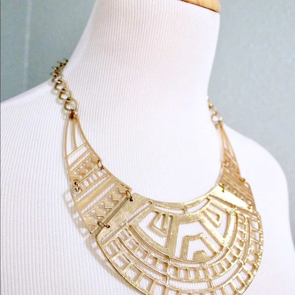 Aldo Gold Bib Statement Necklace - Picture 2 of 2